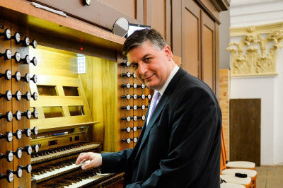 Concert by János Pálúr